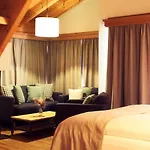Boutique La Hotel 4*