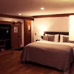 Boutique La Hotel